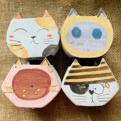 Clearance: Yixi Gemini kitty face pots 一卌双面猫盆
