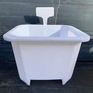 Extra Thick White Plastic Pot 18cm