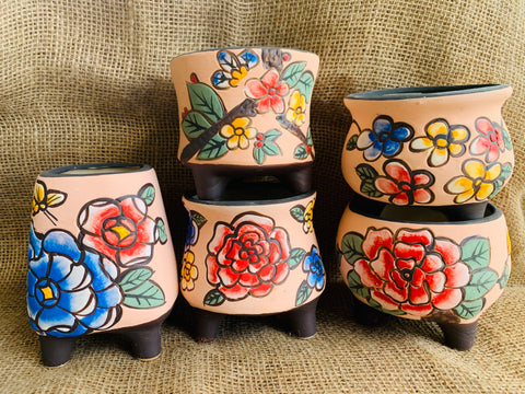 Hand Crafted floral pot 大异性延禧盆